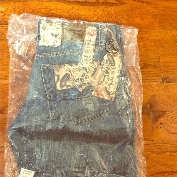 Epic Jeans - Picture 1 of 3